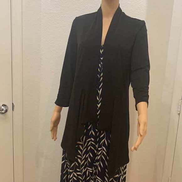 Chico’s Size 0 Black V Neck 3/4 Sleeves Peplum Waist Polyester Spandex Jacket - Picture 3 of 13